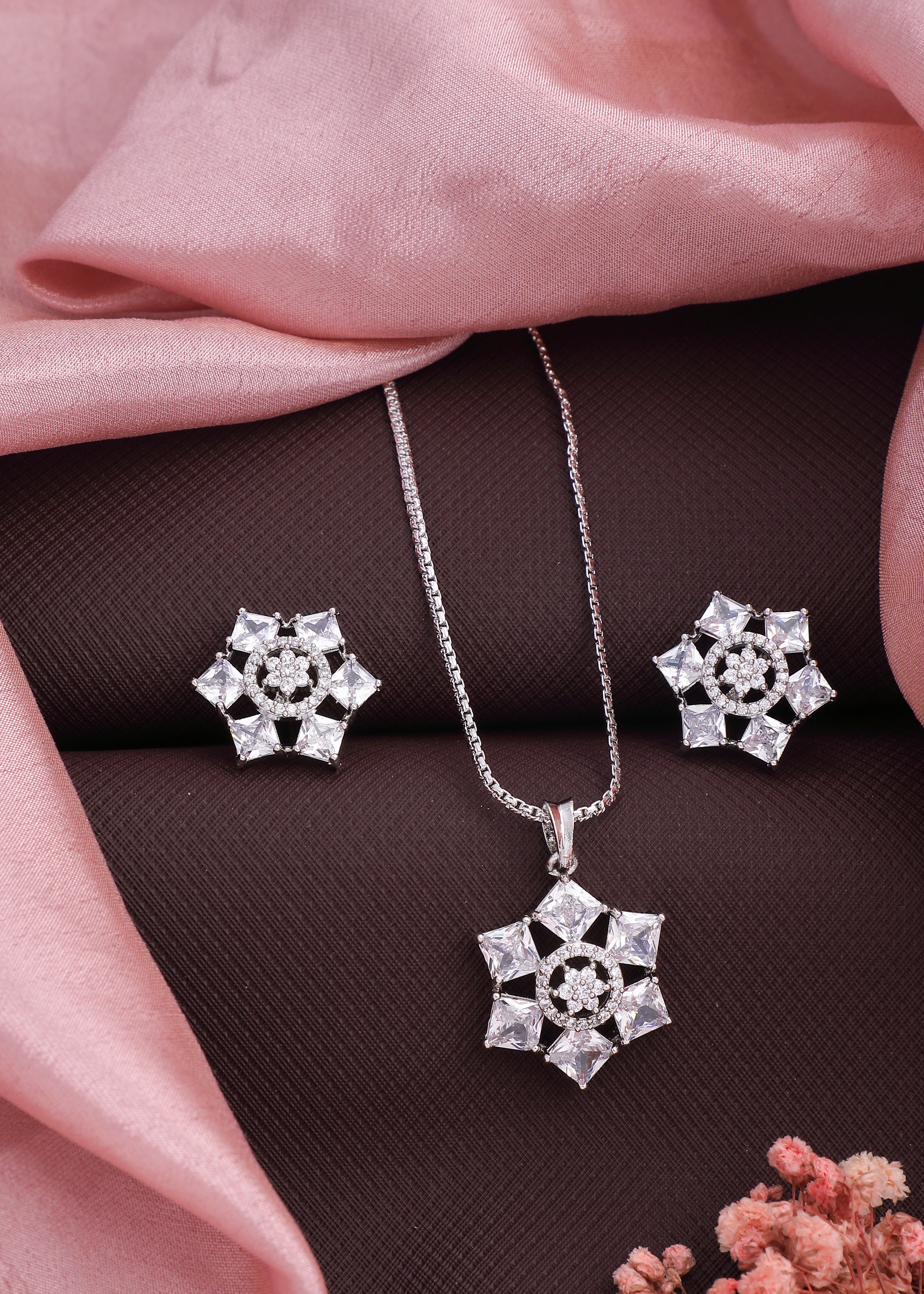 Snowflake Necklace and Earrings Set | oliveandstone