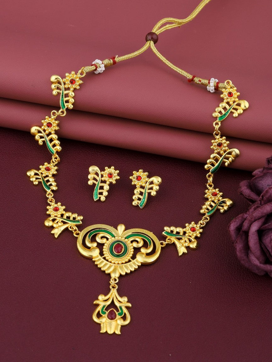 Traditional Gold Necklace And Earrings Set