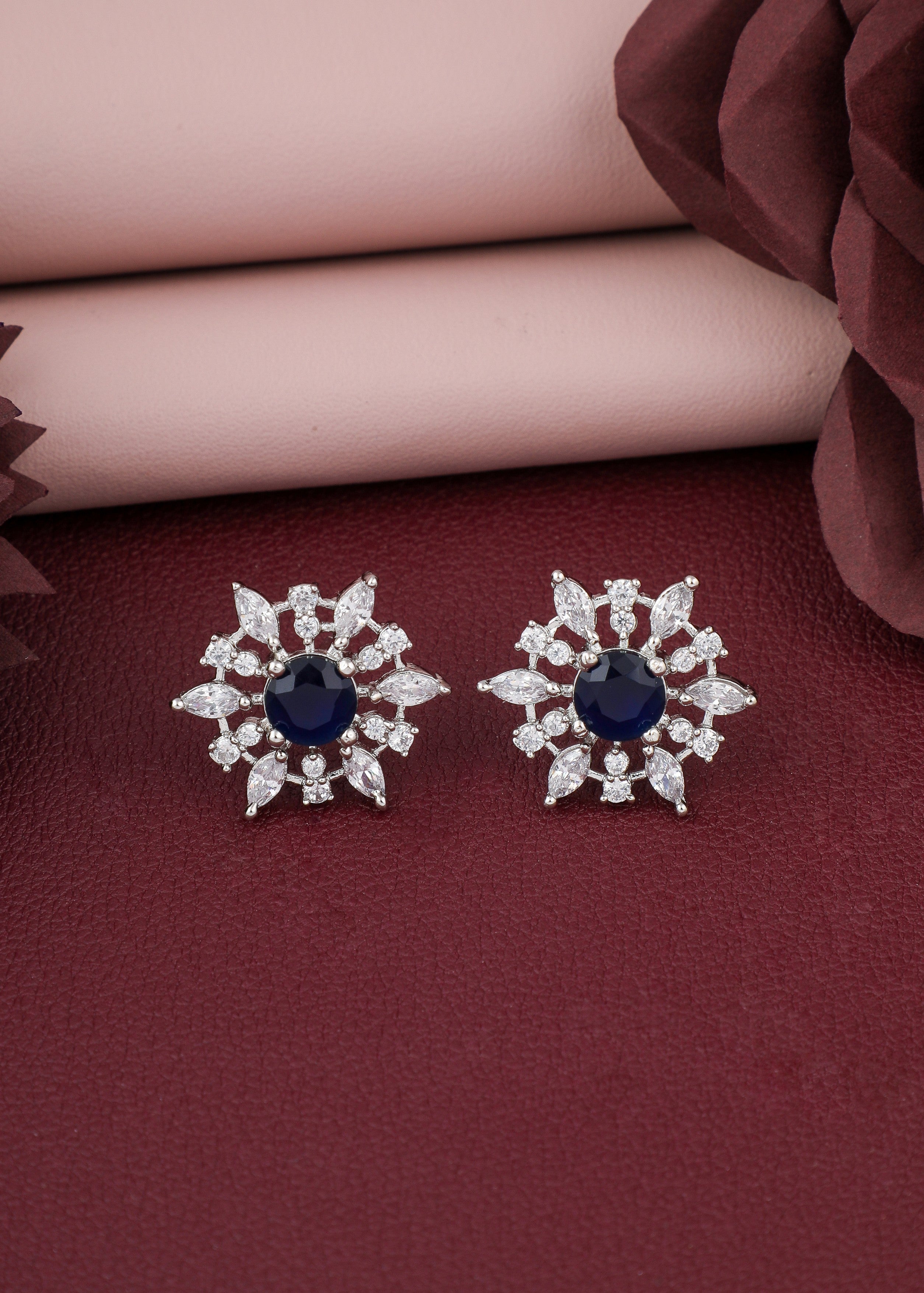 Affection Arch Studs Earrings
