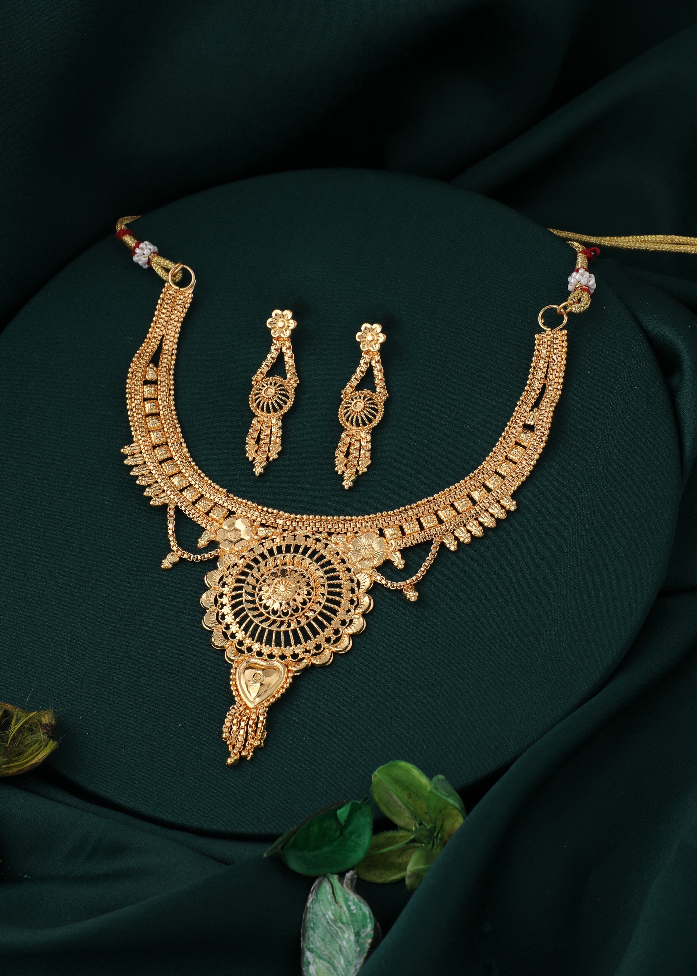 Gold-Plated Siample Handmade Kalkati Set With Matching Earring